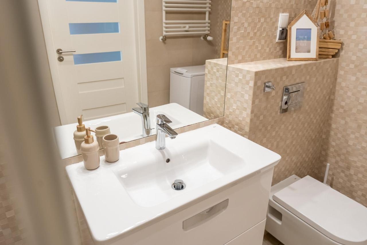 Apartamento Przystan Kolo Brzegu Kołobrzeg Exterior foto